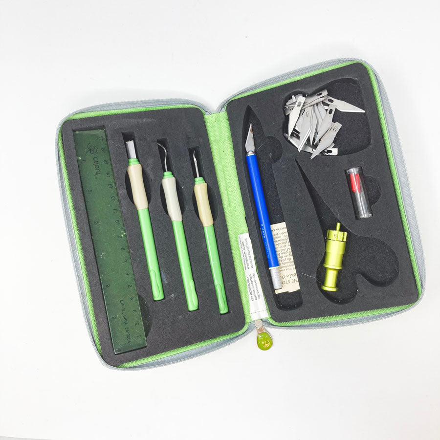 Cricut Expressions Tool Kit (Partial)