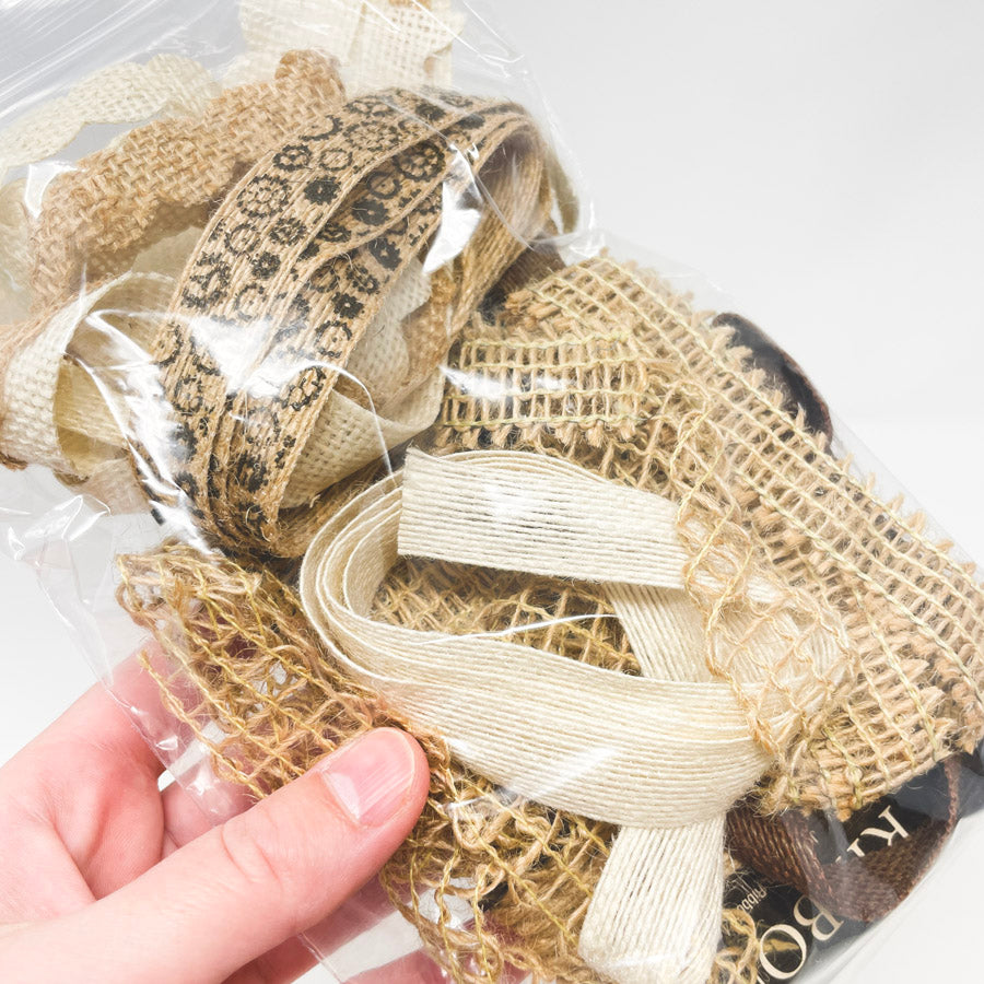 Bundle of Neutral Natural Fiber Ribbons