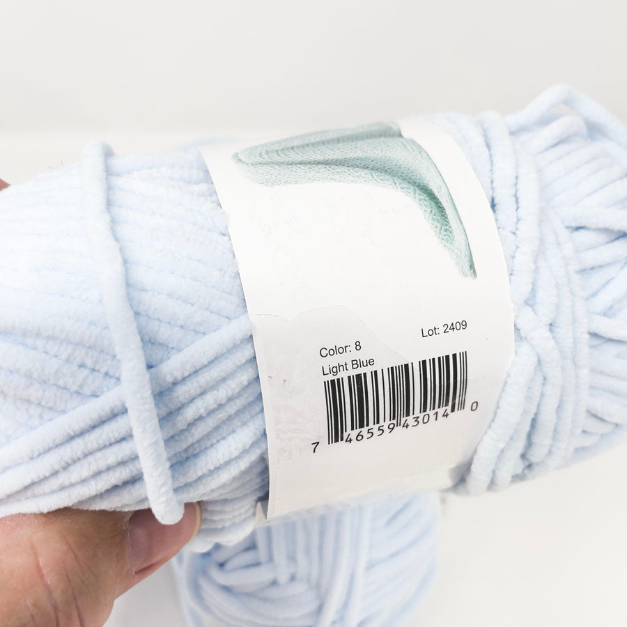 MojaDream Marshmallow Chenille Yarn (1)
