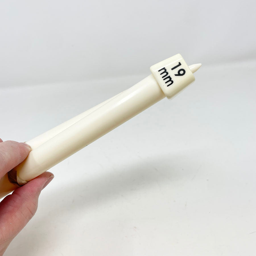 Size US 35-19mm Knitting Needles