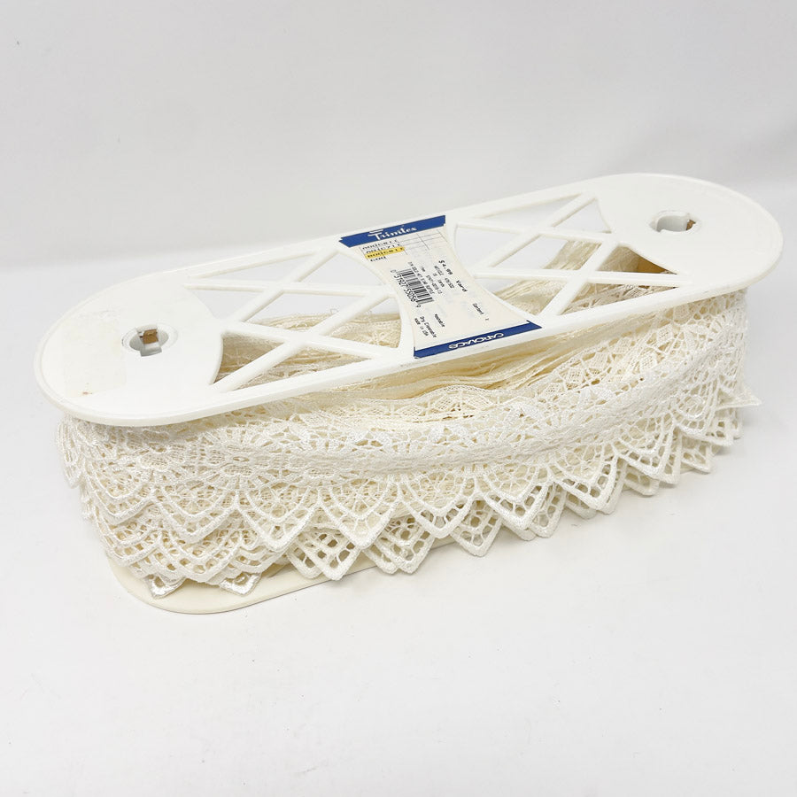 14 yds White Venice Lace