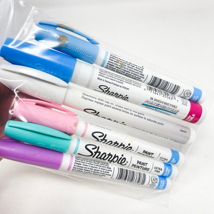 Bundle of Sharpie Paint Pens