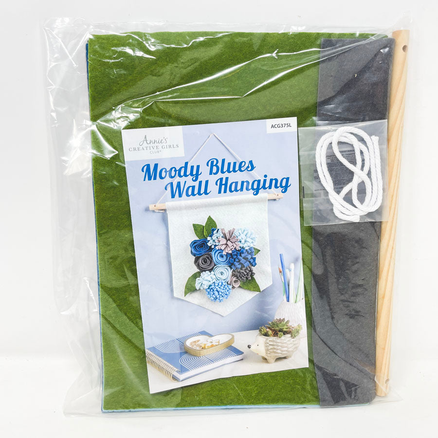 Annie's Moody Blues Wall Hanging Kit