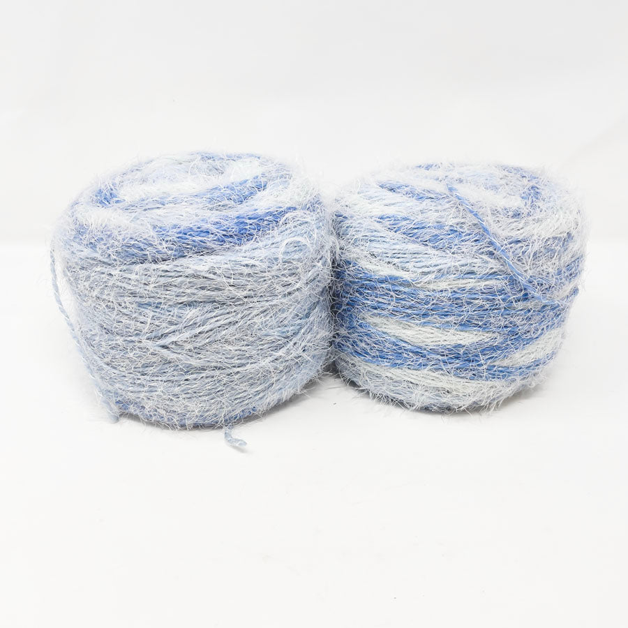 Fuzzy Blues Yarn (1)