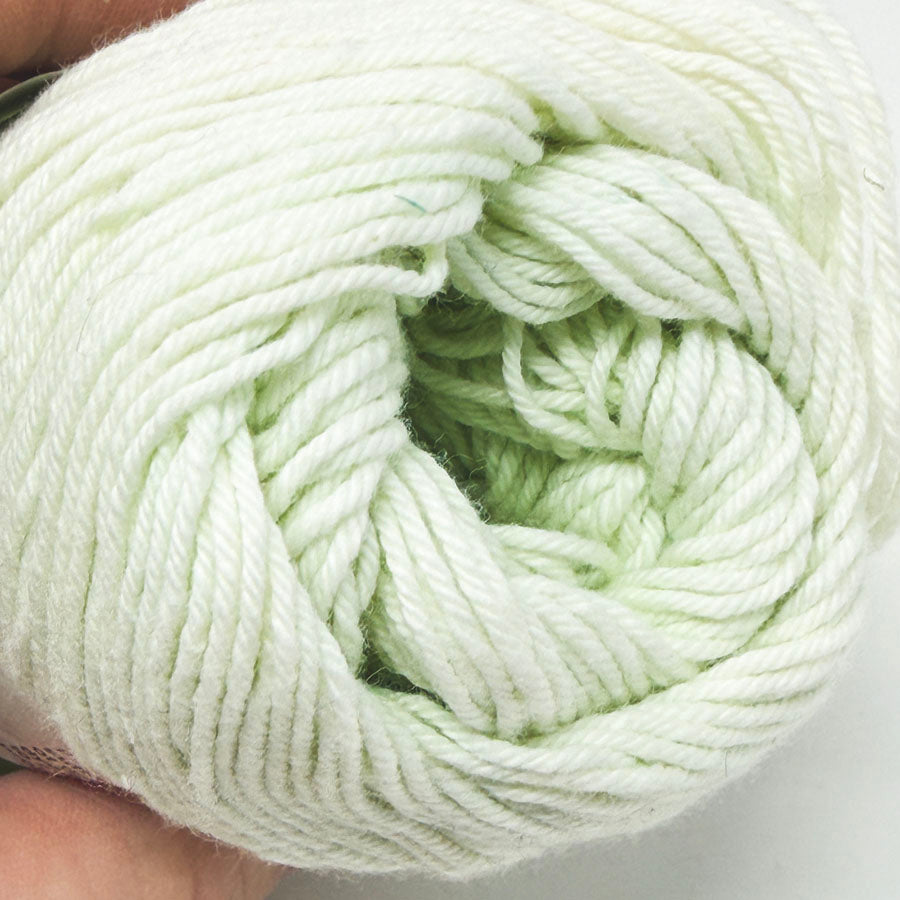 Naturalee Cotton Yarn by Lily