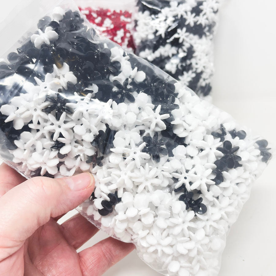 B&W Plastic Star and Tri Bead Bundles