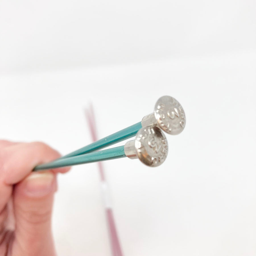 US 3 Knitting Needles (1)