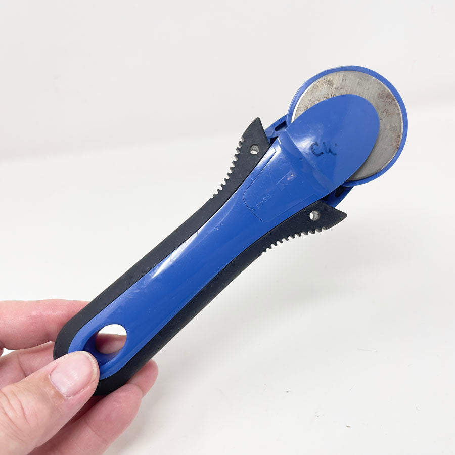 KAI Blue Rotary Cutter