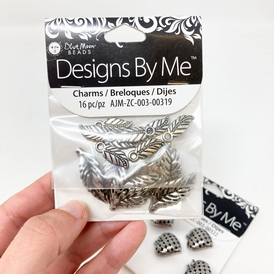 Blue Boom Beads - Designs By Me Charms / Breloques / Dijes