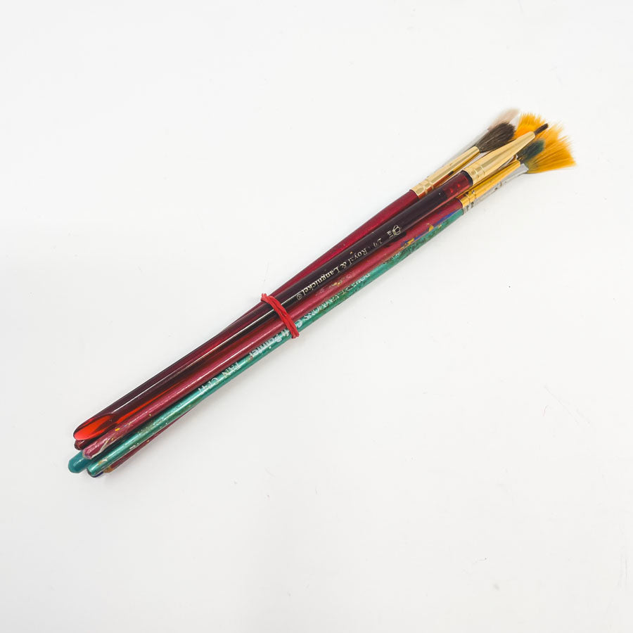 Assorted Small Paintbrushes - 7 Pack