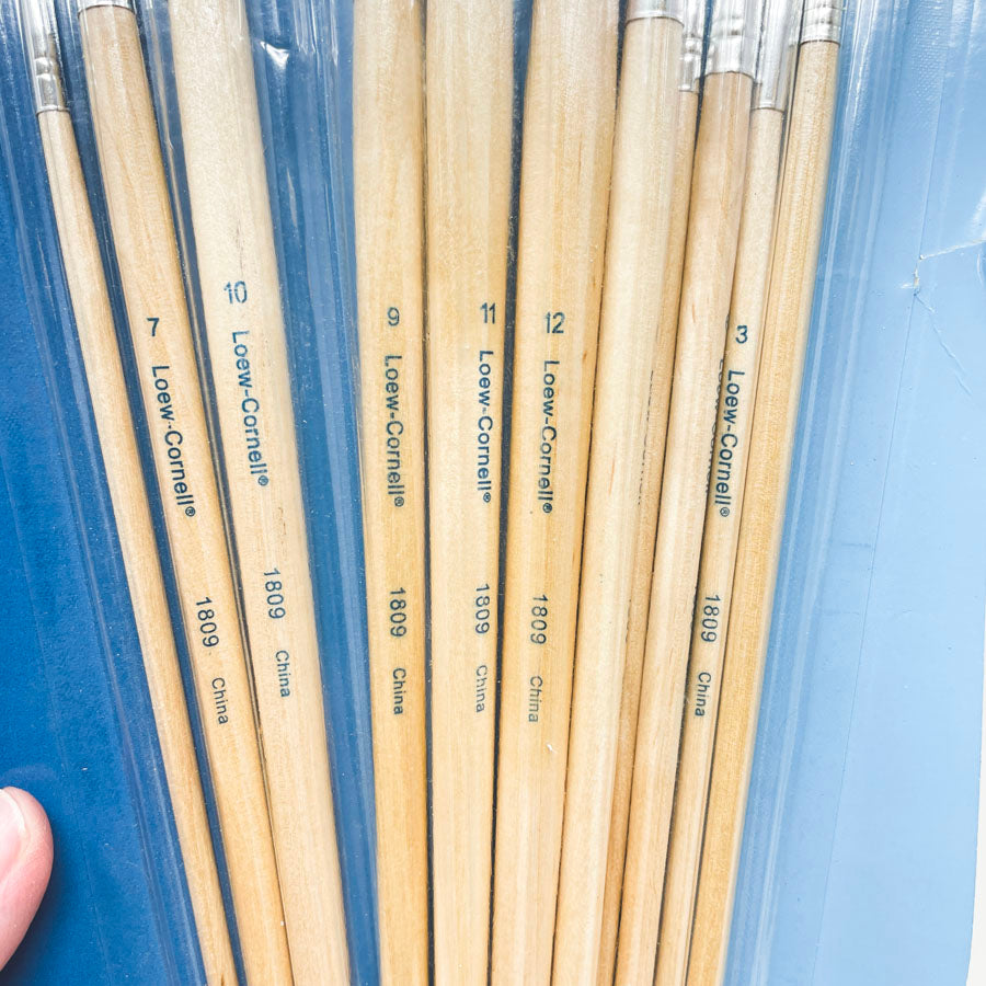 Loew-Cornell Flat White Nylon Brush Set