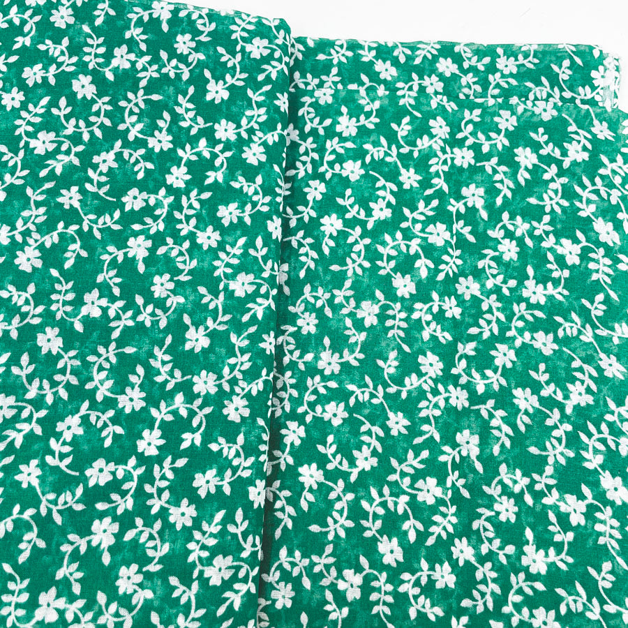 3 yd x 44" - Stiff Kelly Green Woven Lightweight Fabric