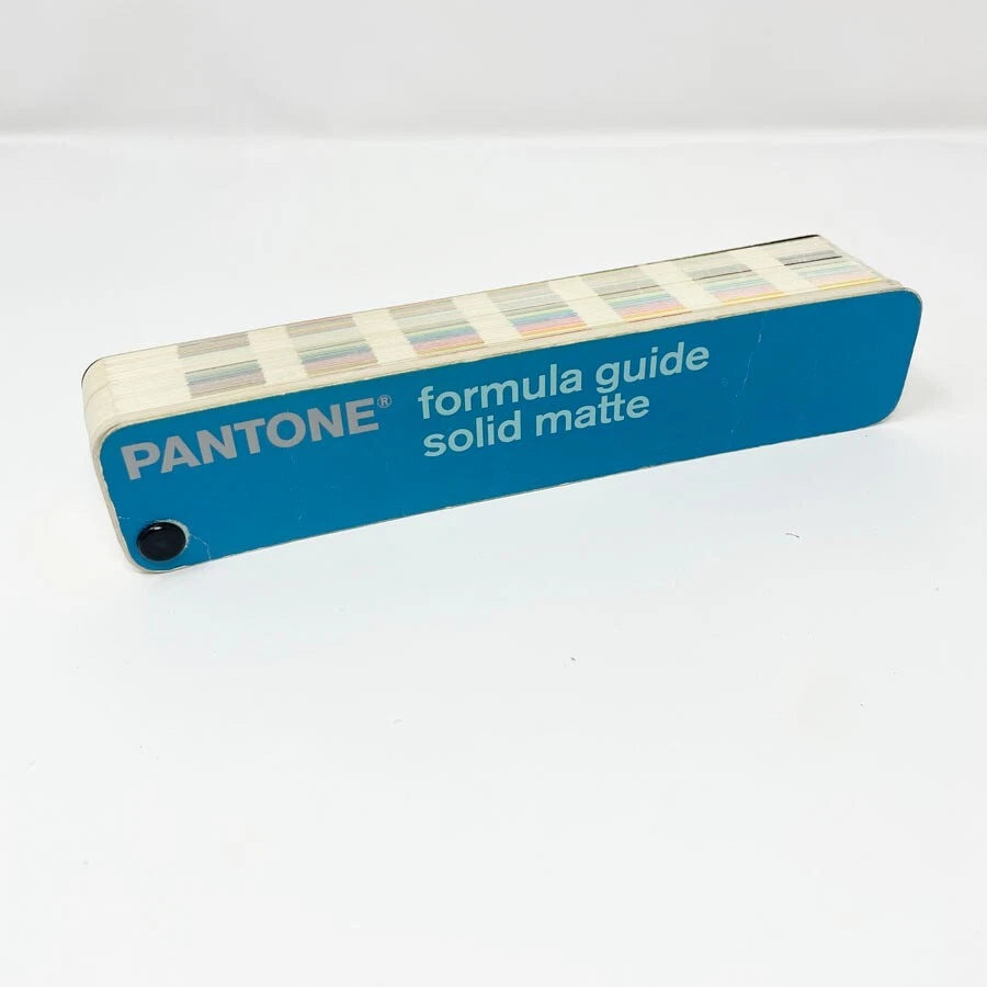 Pantone Formula Guide Solid Matte – First Edition 2000–2001