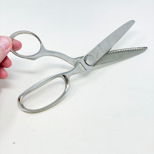 Vintage Weiss Pinking Shears