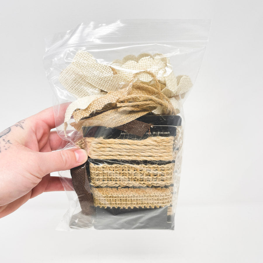 Bundle of Neutral Natural Fiber Ribbons