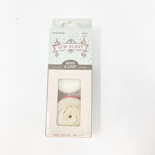 Sew-ology sew/stick on fastener- white, 1"