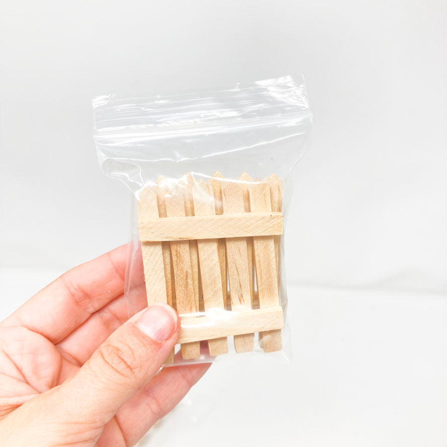 Miniature Picket Fencing (1)