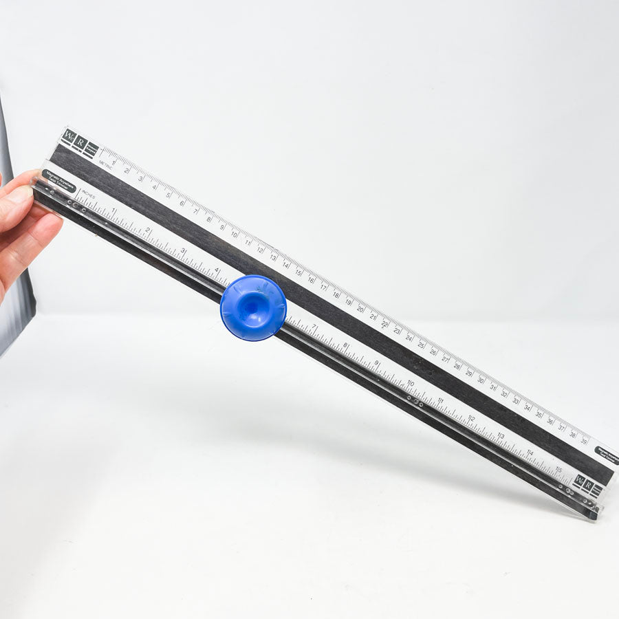 We R Memory Keepers Magnetic Anywhere Twist Trimmer - Deckle