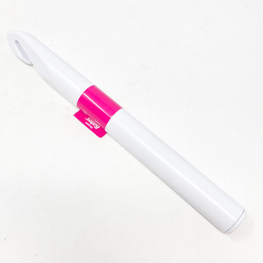 Susan Bates S 19mm Plastic Crochet Hook