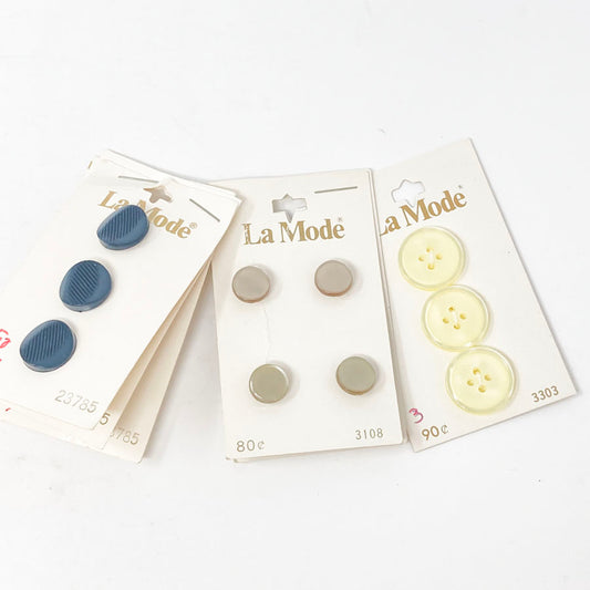 La Mode Pack of buttons- you choose