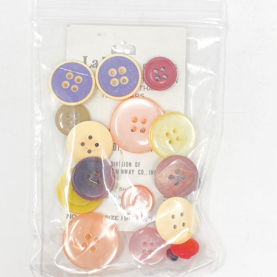 Bundle of multiple colors of buttons
