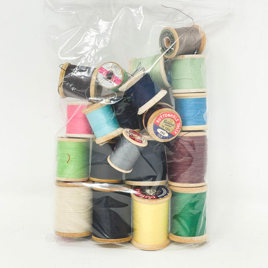Lotsa Wood Thead Spools Bundle