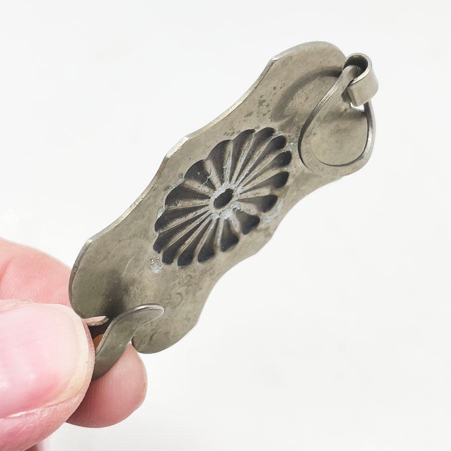 Metal Medallion Links