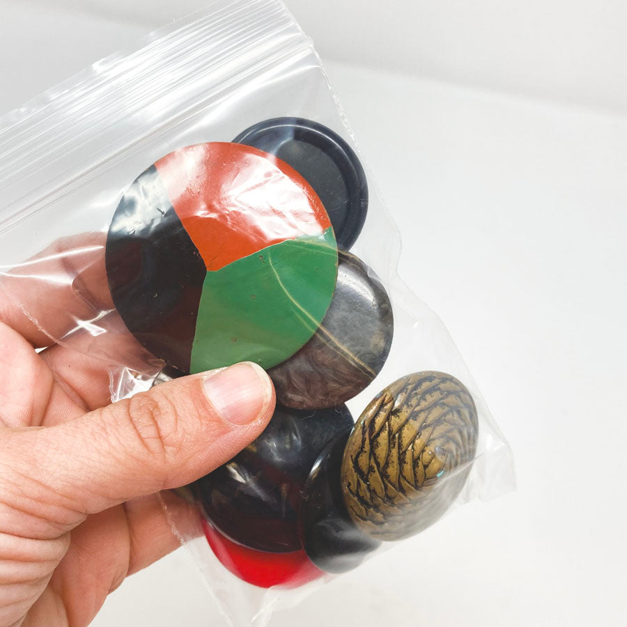 Medium Bag of Oversize/Large Buttons