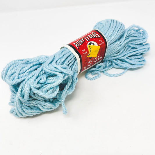 Aunt Lydias Heavy Rug Yarn - Lt. Blue
