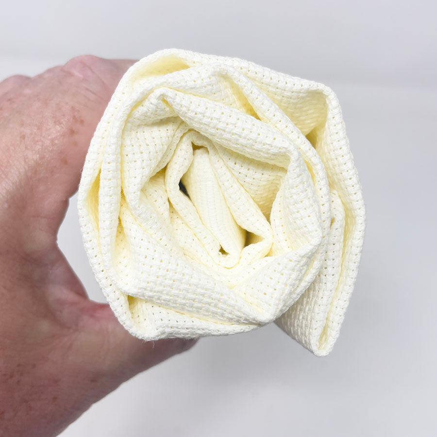 29" x 34" - 16 Count - Cream Aida