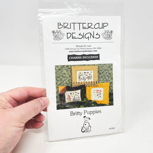 Britter Clip Designs - Britty Puppies Quilt Pattern by Michelle M Lash