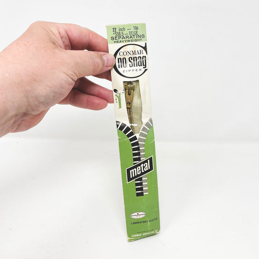 Conmar 22" Metal Heavyweight Zipper - Beige