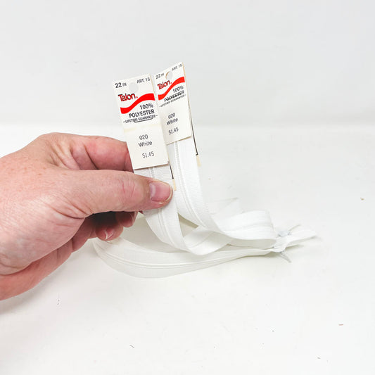 Talon 22" Polyester Zipper - White (1)