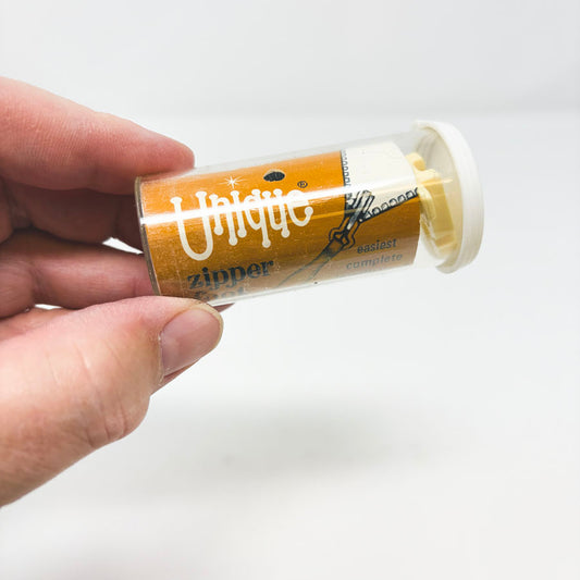 Unique Plastic Zipper Foot