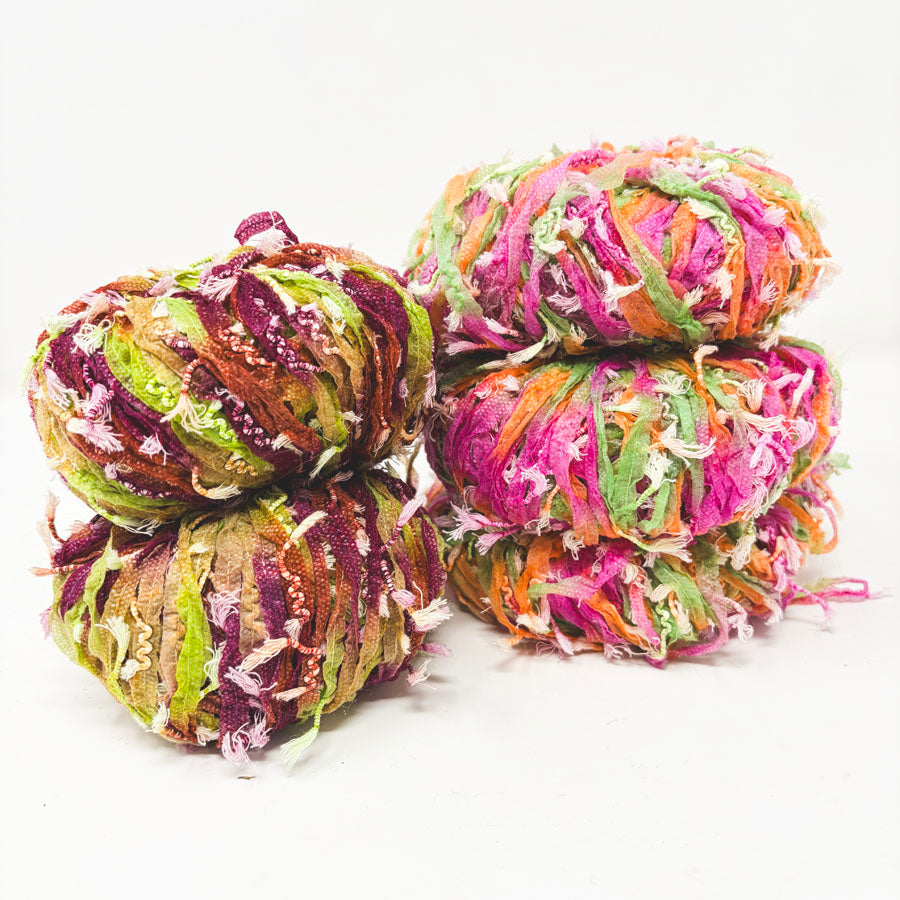 Unmarked Novelty Yarn (1)