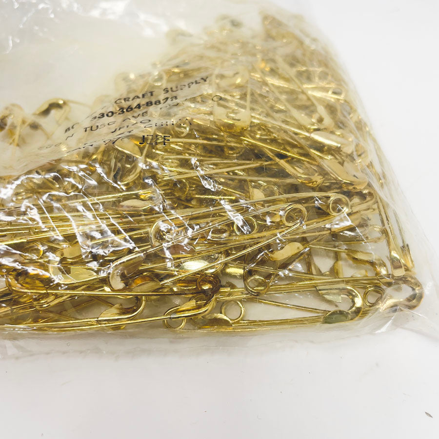 Boleks Gold Safety Pins