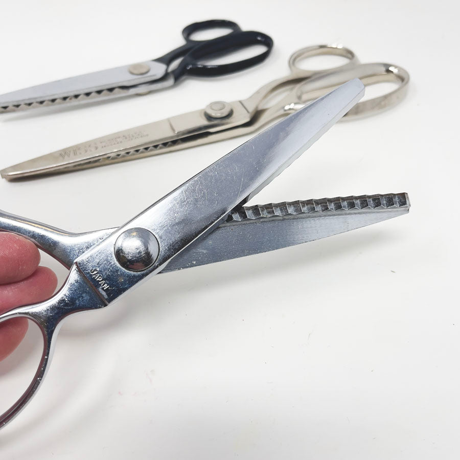 Vintage Metal Pinking Shears