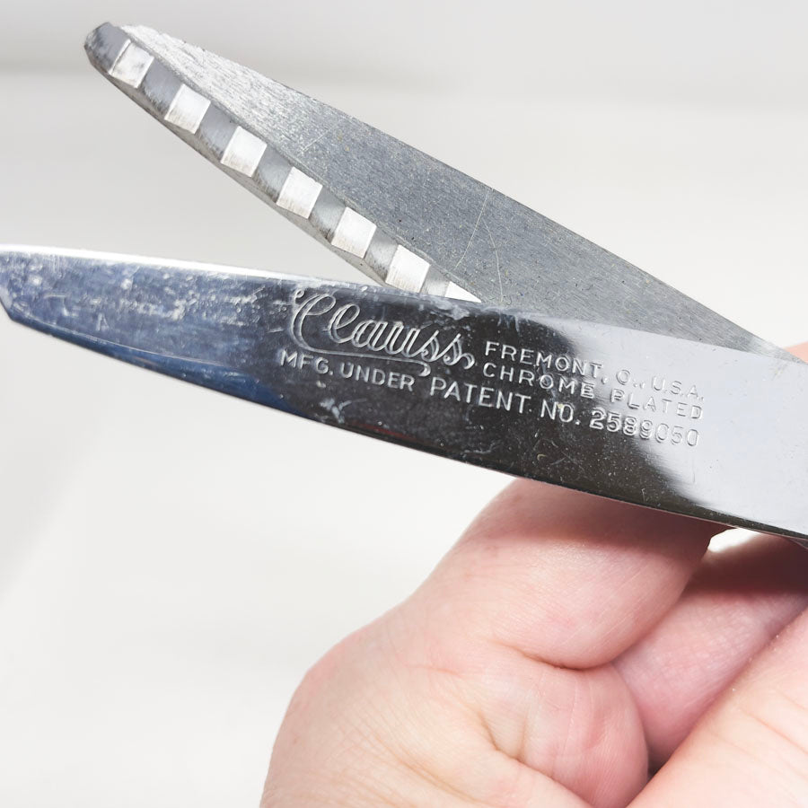 Vintage Metal Pinking Shears
