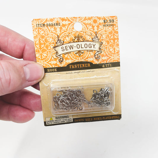 Sew-Ology Hook & Eye Clasps