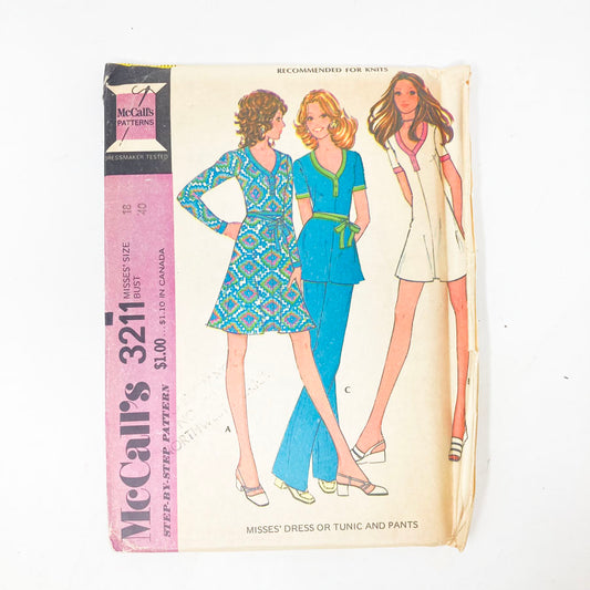 McCall's 3211 Sewing Pattern - Outfit (18) - 1972