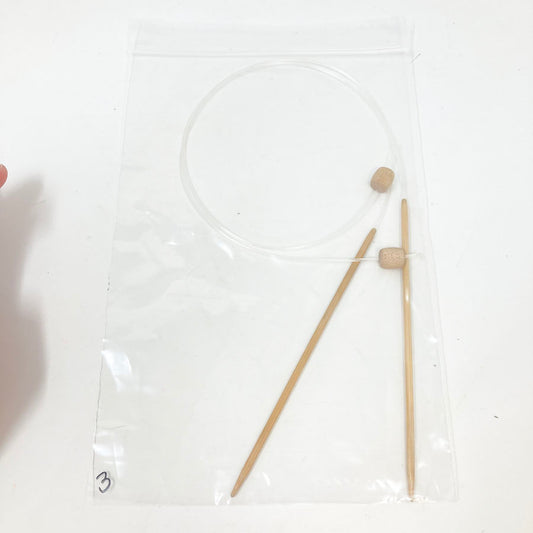 US 3 Knitting Needles