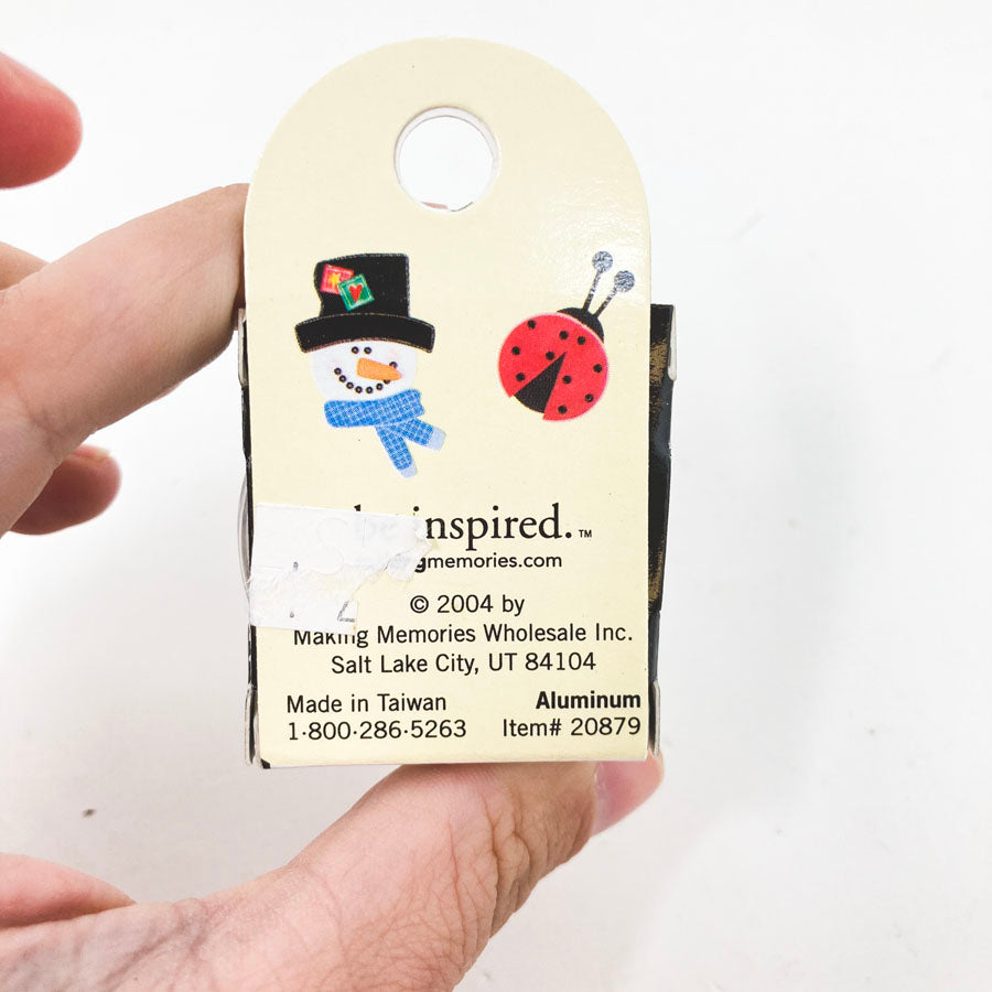 Making Memories 1/16" Round Eyelets - Aluminum