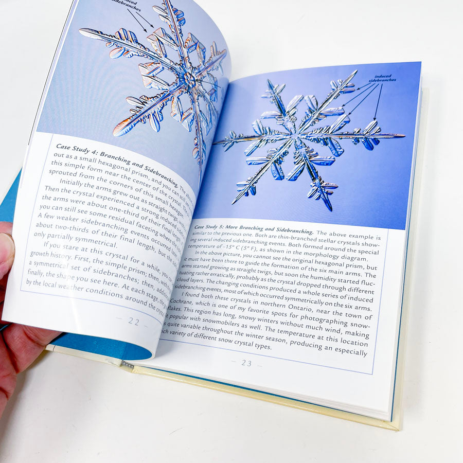 "Field Guide to Snowflakes" Book by Libbercht