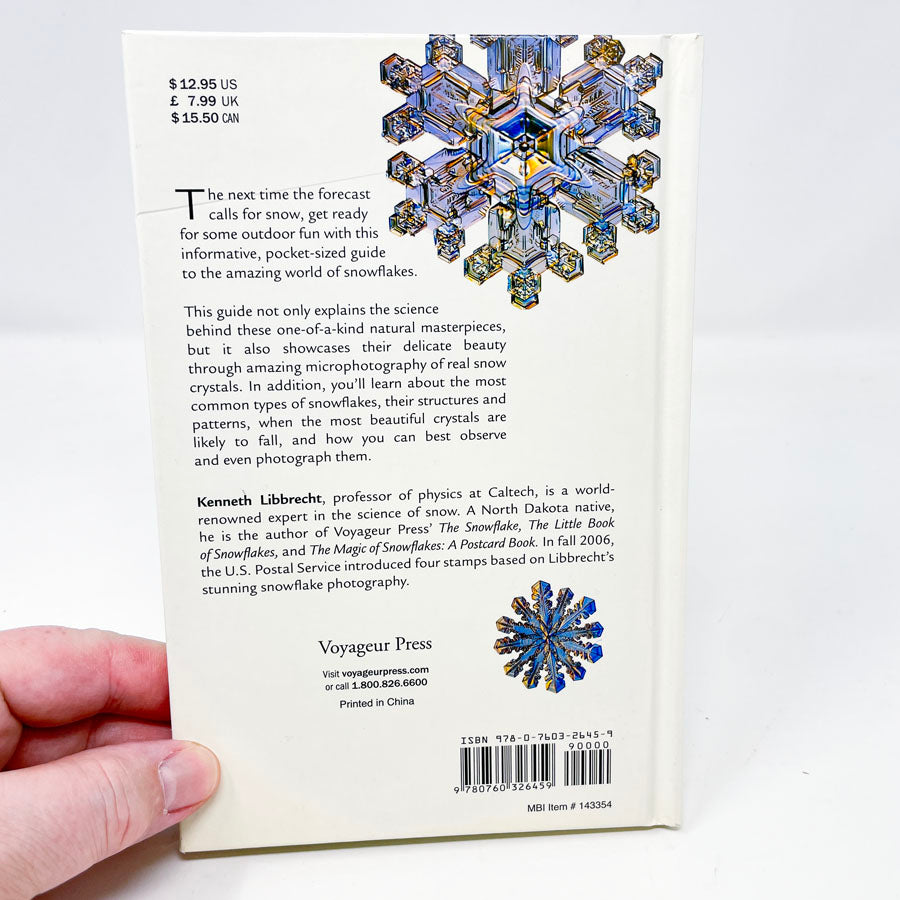 "Field Guide to Snowflakes" Book by Libbercht