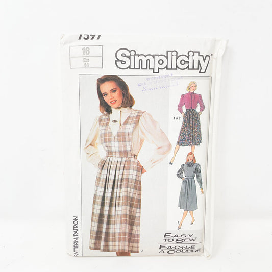 Vintage 1986 Simplicity Dress - 7597 - Size 16