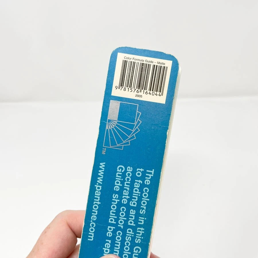 Pantone Formula Guide Solid Matte – First Edition 2000–2001