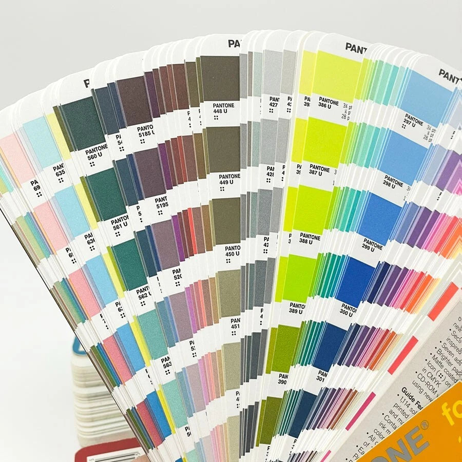 Pantone Formula Guide Solid Matte – First Edition 2000–2001